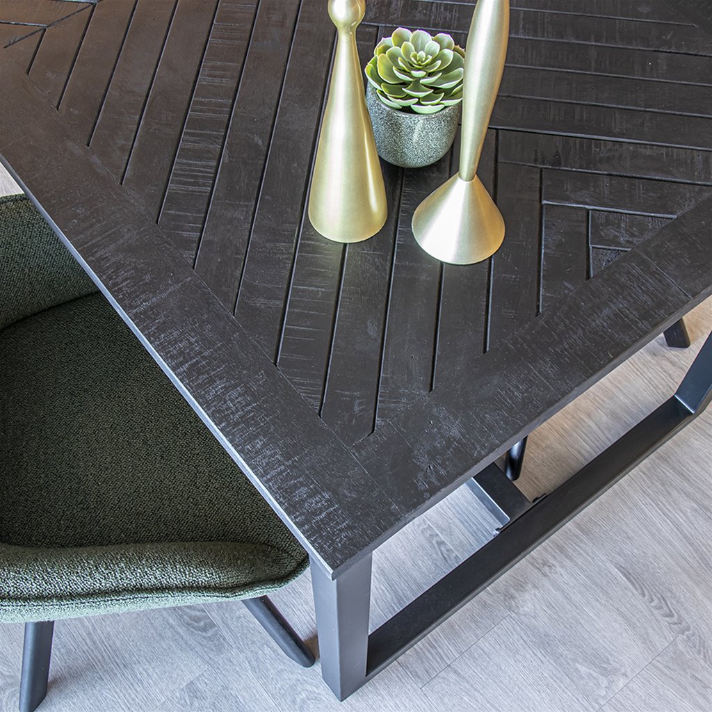 Rechthoekige eettafel Jax zwart mangohout visgraat