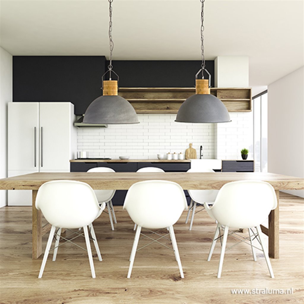 Industriele eettafelhanglamp met hout