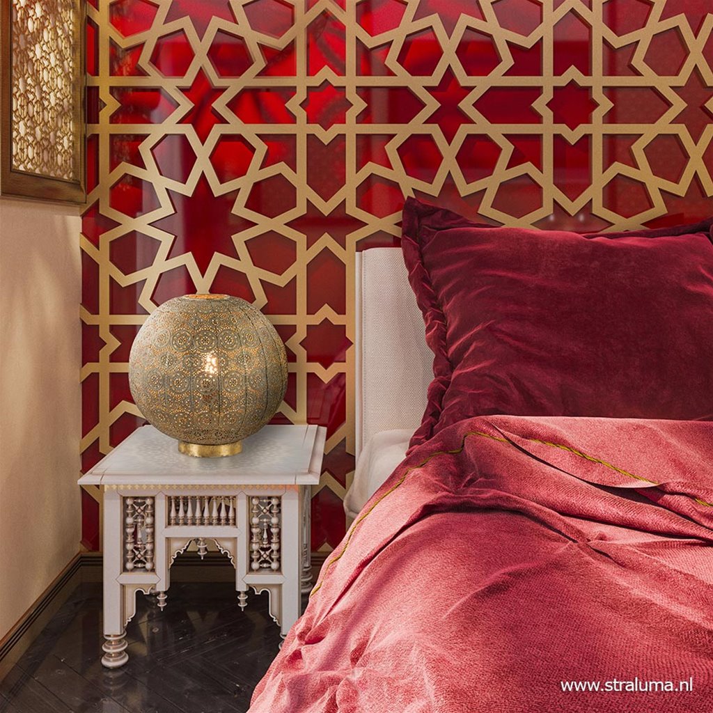 Grote tafellamp antiek messing met decoratief dessin