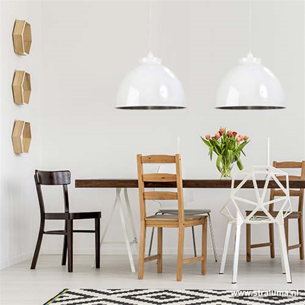 Witte hanglamp Kylie binnenkant staal