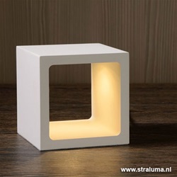 Witte tafellamp Xio kubus LED design
