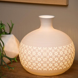 Porseleinen tafellamp wit met decoratief dessin