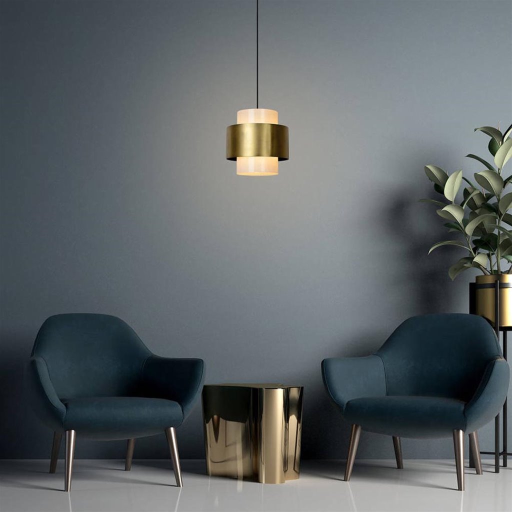 Klassieke hanglamp opaal glas met mat goud