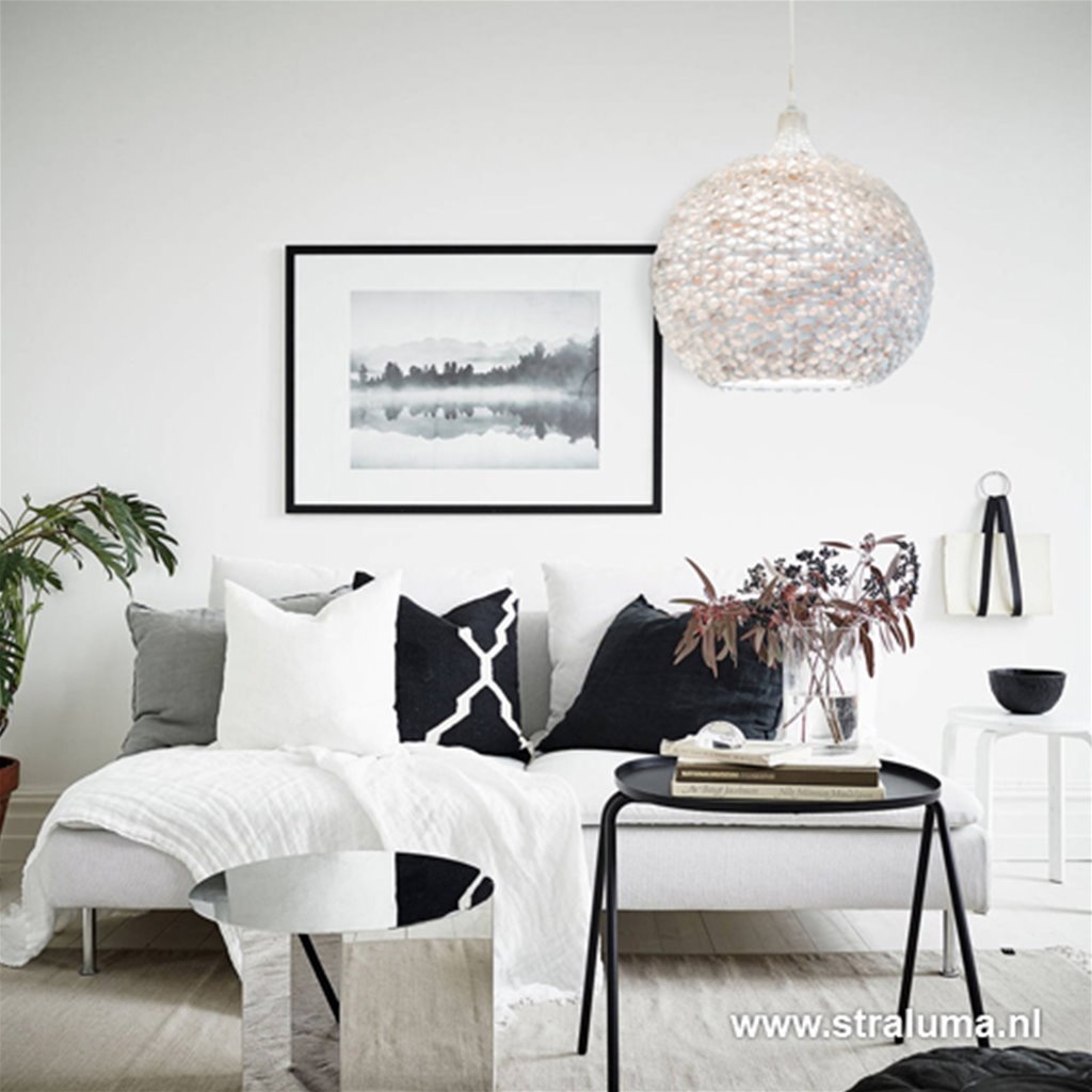 Houten bol hanglamp gebroken wit
