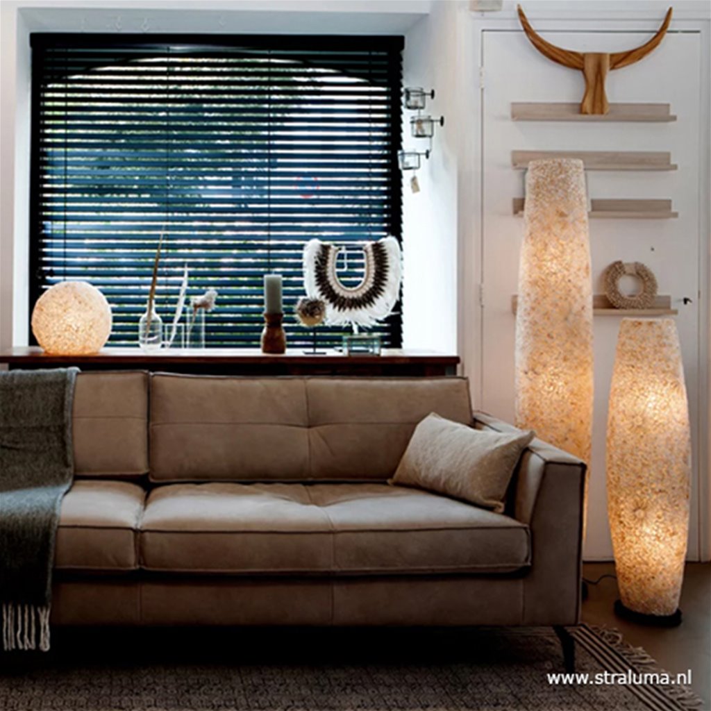 Witte schelpen vloerlamp laag 2-lichts